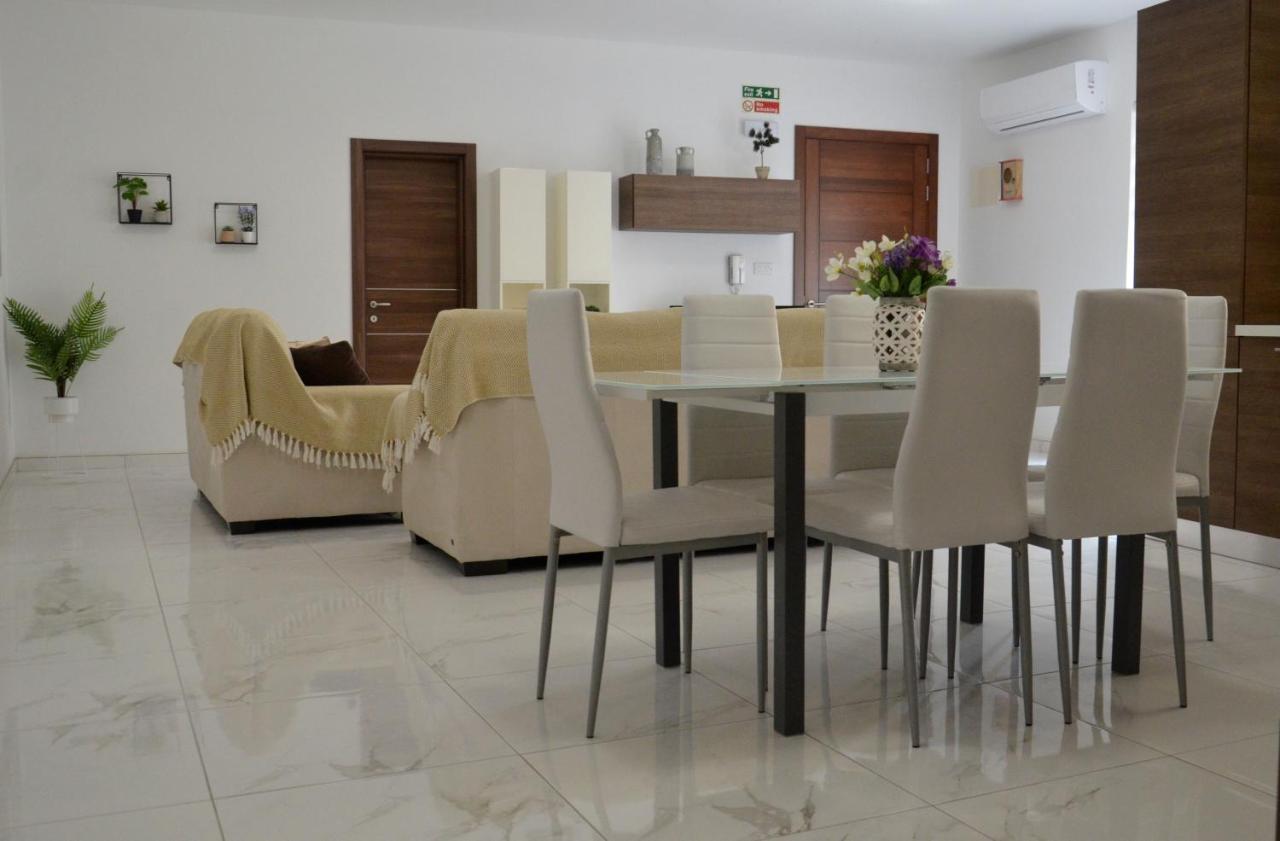 Lorenza Letting Apartment Marsaxlokk Extérieur photo