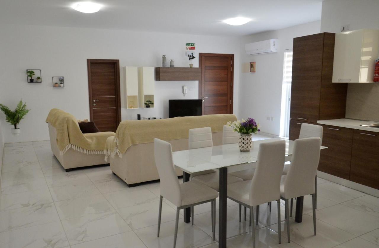 Lorenza Letting Apartment Marsaxlokk Extérieur photo
