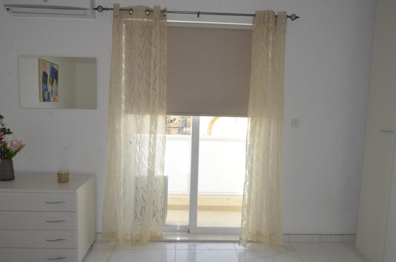 Lorenza Letting Apartment Marsaxlokk Extérieur photo